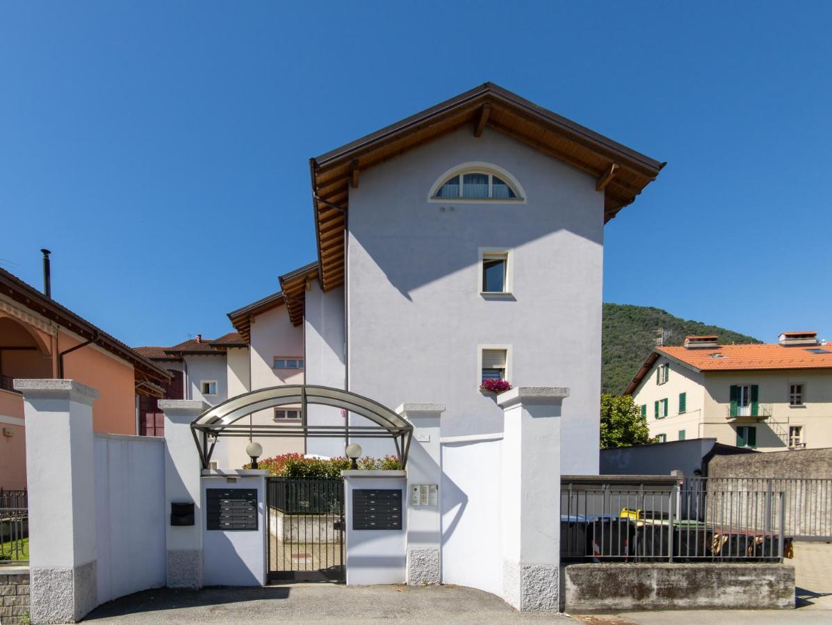 Cozy Apartment Mati Lago Maggiore Verbania Exterior photo